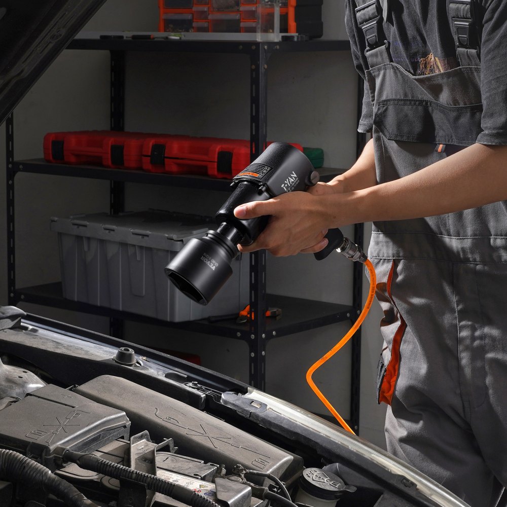 VEVOR Axle Nut Impact Socket Set, 1/2" Drive 6-Point 4-Piece SAE Spindle Nut Socket Set, CR-MO Heat Treated Large Socket Set with Storage Case, for Auto Repair, Removing or Installing Axle Nuts