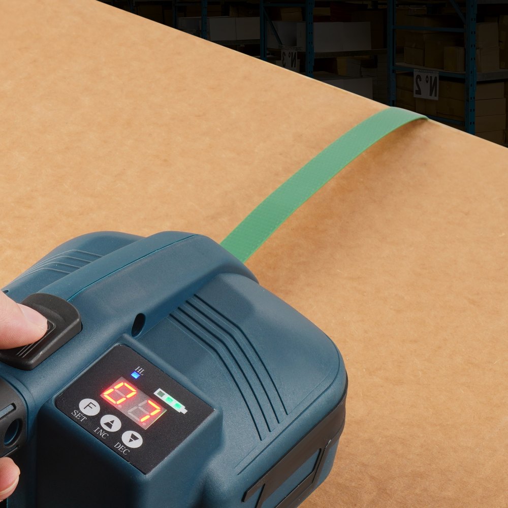 VEVOR polyester/PET strapping band, 1200 m length x 15.9 mm width x 0.8 mm thickness, 450 kg breaking strength, packaging strap for pallets, strapping tool, portable, green