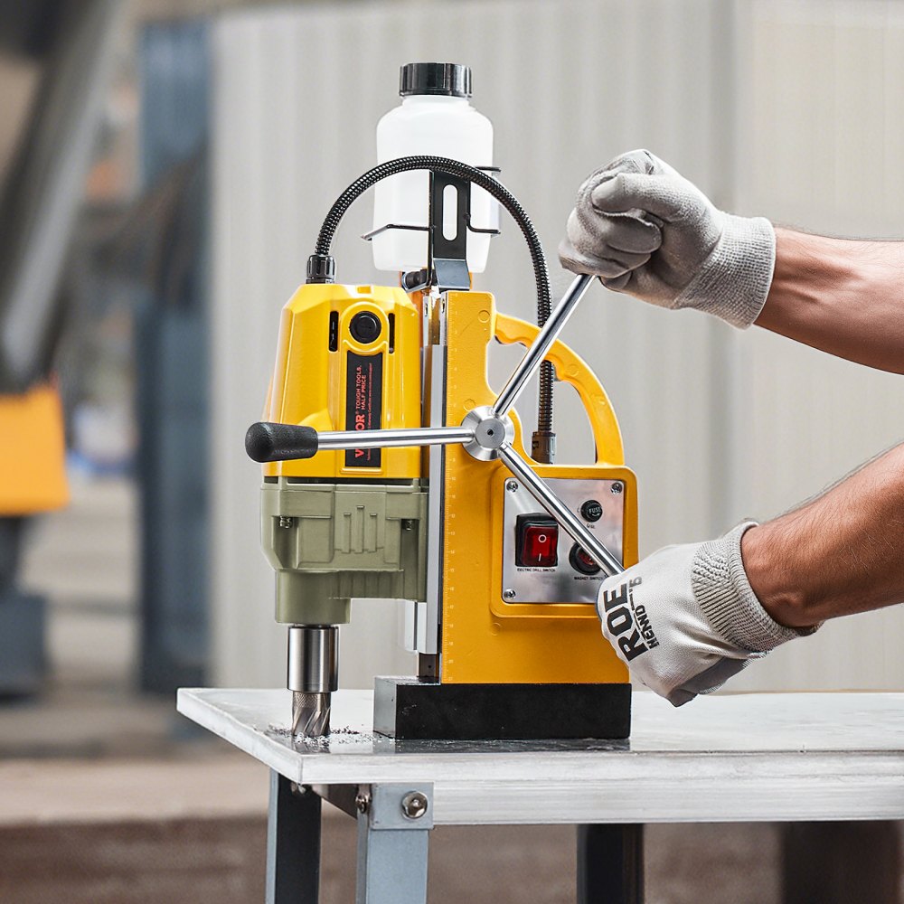 VEVOR Magnetbohrmaschine Kernbohrmaschine 1400 W  (40 mm Bohrdurchmesser), 12500 N tragbare elektrische Bohrmaschine, 800 U/min Drehzahl, Bohrmaschine für Metalloberflächen Industrie Heimwerker