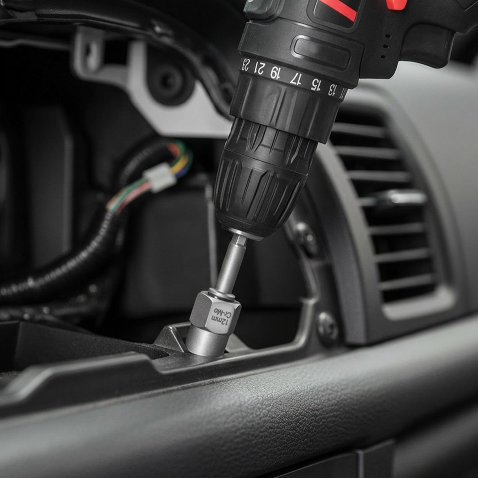 VEVOR Bolzenausdreher-Set mit Bohrern, 49-tlg. Schraubenausdreher mit Adapter & Stabilem Aufbewahrungskoffer, Schraubenlöser aus Cr-Mo-Stahl zum Entfernen von Bolzen & Muttern & Schrauben