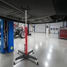 VEVOR hydraulischer Wagenheber Getriebeheber mit 500 kg Hubkapazität, Teleskop-Getriebeheber mit Pedal, 360°-Schwenkrad, 112-187 cm Hubhöhe, Hebezeug für Garage / Werkstatt Rot + Schwarz