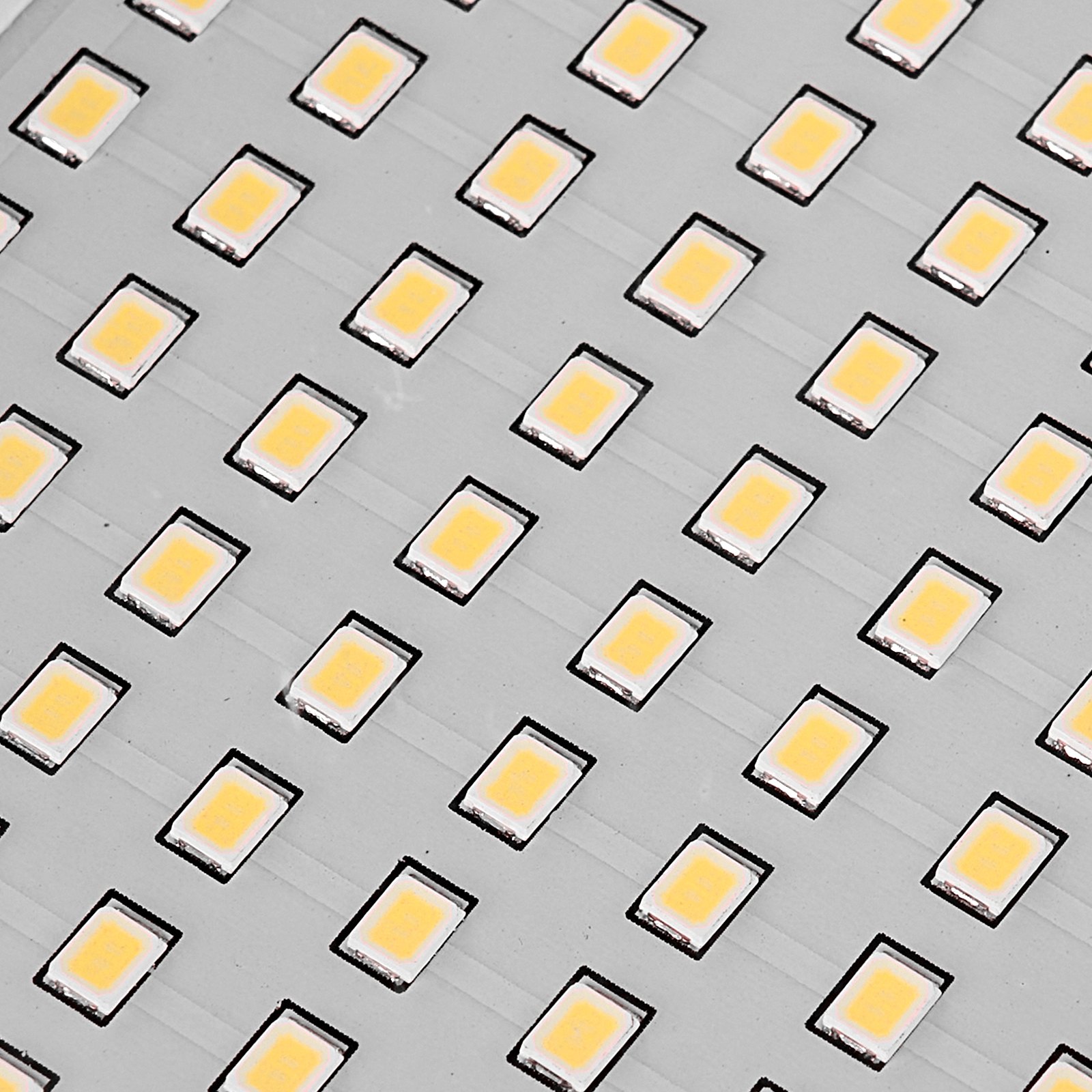 VEVOR Baustrahler LED mit Stativ, 15000 Lumen, 6000-6500K Arbeitsleuchte mit drei Köpfen, Einzelschalter, und 3,3 m Netzkabel, für Baustellenbau im Innen- und Außenbereich, IP65 wasserdicht