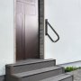VEVOR Handläufe für Außentreppen, 18,9" Länge, 1,3" Rohr, Sicherheitsgeländer zur Wandmontage für 1-2 Stufen, Treppenhandlauf mit mattschwarzer Oberfläche, für Garten, Hof und Garage & Senioren, Schwangere, Behinderte