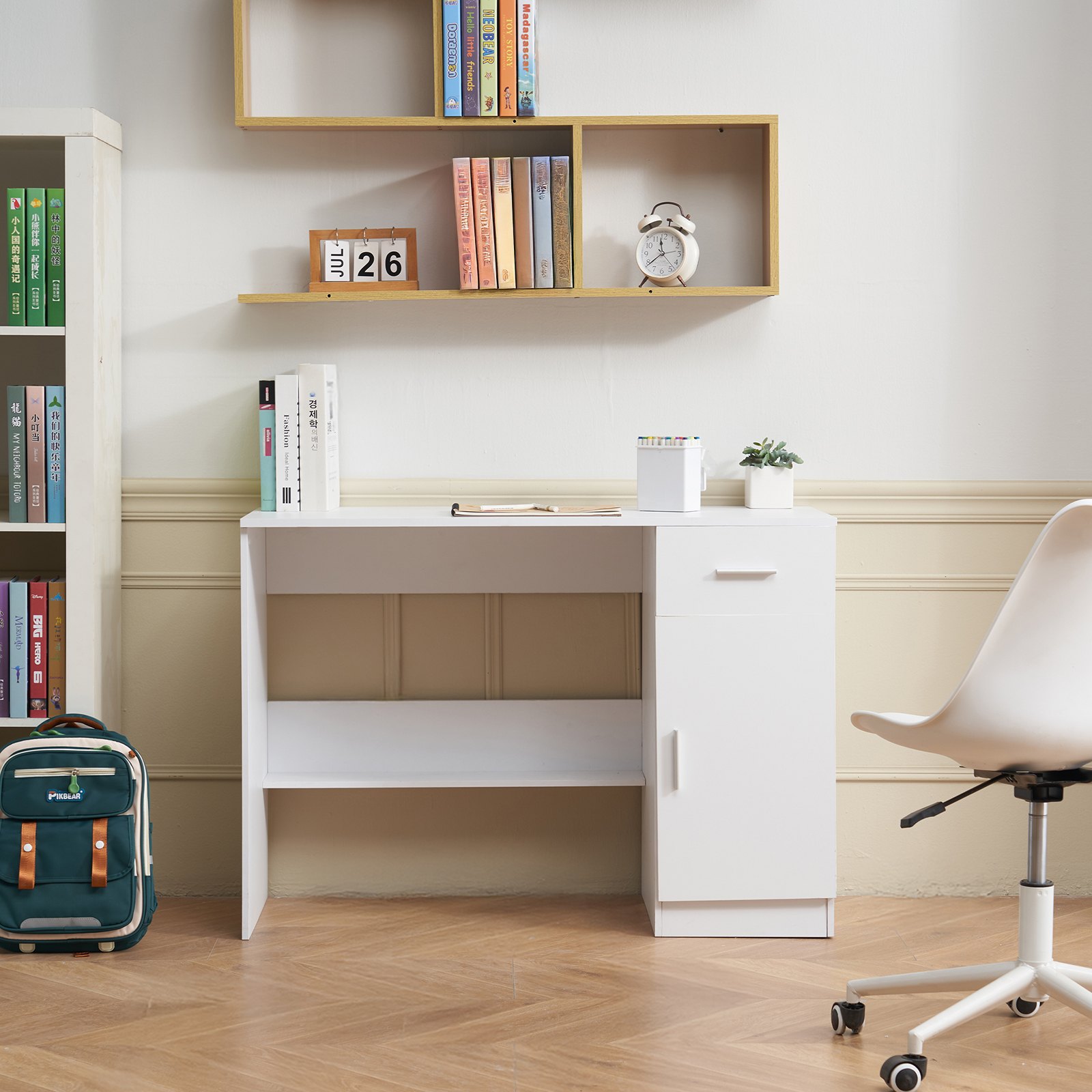 VEVOR kleiner Schreibtisch mit Schublade, Schreibtisch für Schlafzimmer, einfacher Arbeitstisch aus Holz zum Zeichnen, Lesen, rechteckiger Arbeitstisch aus MDF mit verstellbarem Regal für Büro weiß