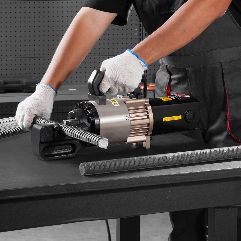 VEVOR Electric Hydraulic Bolt Cutter, 2000W Rebar Cutter, cuts 5-28mm thick rebar in 2-3 seconds, rebar cutter with oil-filled accessories, Black