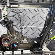 VEVOR 47er-Set Dämmmatte Auto 4,8m² Antidröhnmatte 248,9x398,8mm Fahrzeugdämmung 50mil (1,3mm) Stärke Aluminium-Folie Schallschutzmatte Hitzebeständig Lärmschutz Akustikdämmung Geräuschdämmung