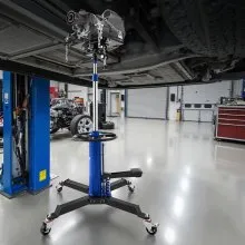 VEVOR hydraulischer Getriebeheber Garagenheber mit 750 kg Hubkapazität, Teleskop-Getriebeheber mit Pedal & 360° Schwenkrad, 88-176 cm hohe Hubhöhe, Hebezeug für Garage / Werkstatt Blau + Schwarz