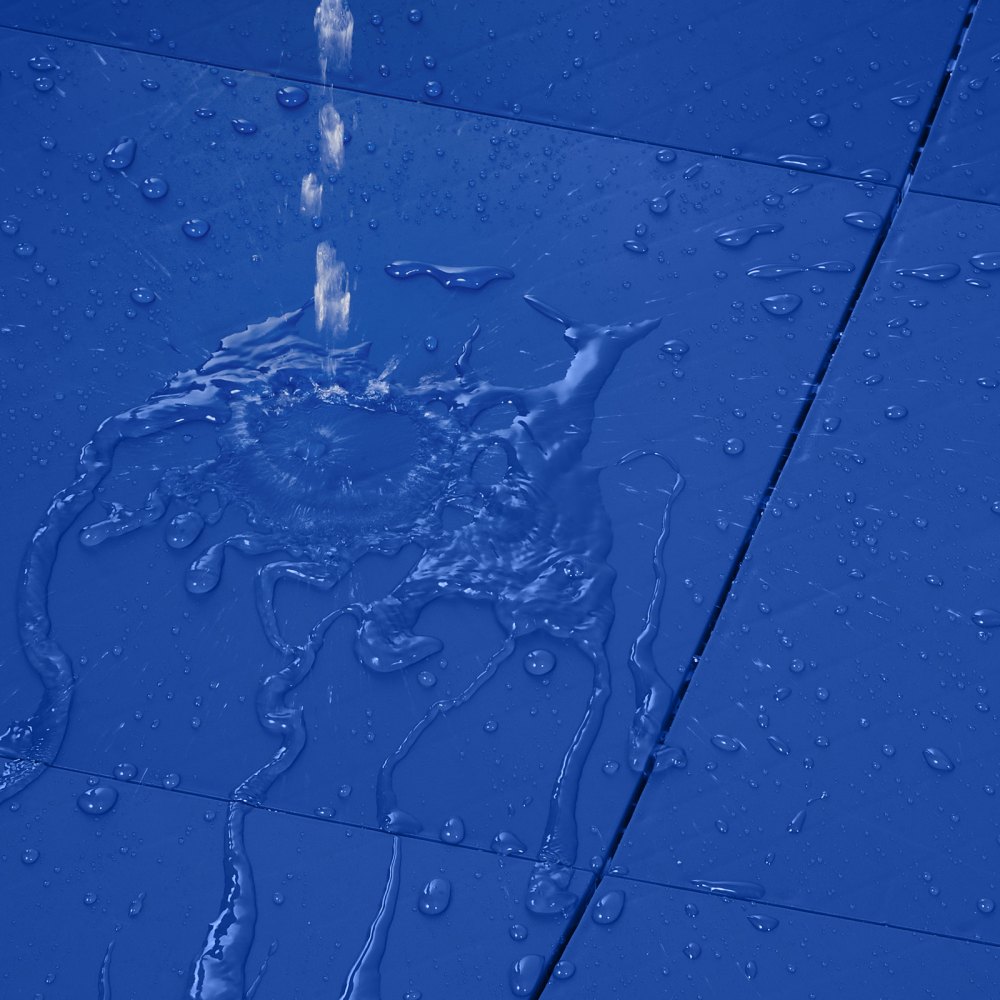 VEVOR Hockey-Bodenbelag, 315 x 315 x 16 mm, ineinander greifende Mehrzweck-PP-Bodenfliesen, 8 Stück, Tanzbodenfliesen, Hockey-Trainingsbrett zum Schießen, blau, 0,7 m²/Karton