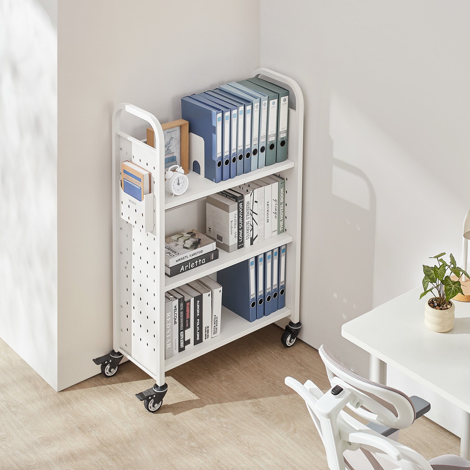 VEVOR Bücherwagen, 150 kg Tragkraft, Bibliothekswagen, 77 x 38 x 122 cm, einseitiges L-förmiges Bücherregal mit Doppelbremsrollen, Bücherregalwagen für Wohnzimmer, Büro, Schule, Weiß