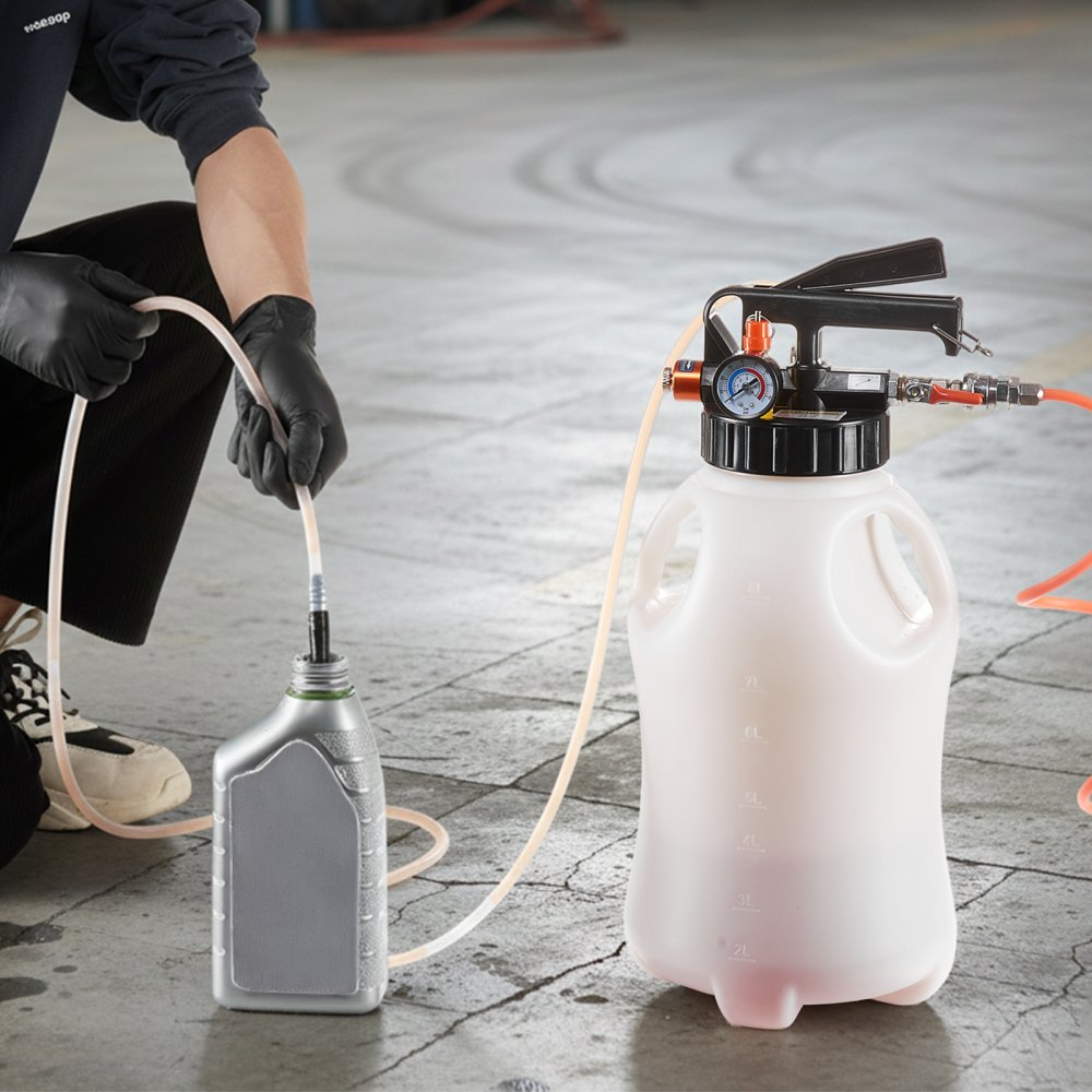 VEVOR Getriebeölpumpe 8 L, Pneumatische Transferpumpe mit 15 ATF-Adaptern, Getriebeöl-Einfüllgerät mit HDPE-Tank, Ölabsaugpumpe, Öleinfüllgerät, Ölfüller, Pumpenwerkzeug für Autos & Boote