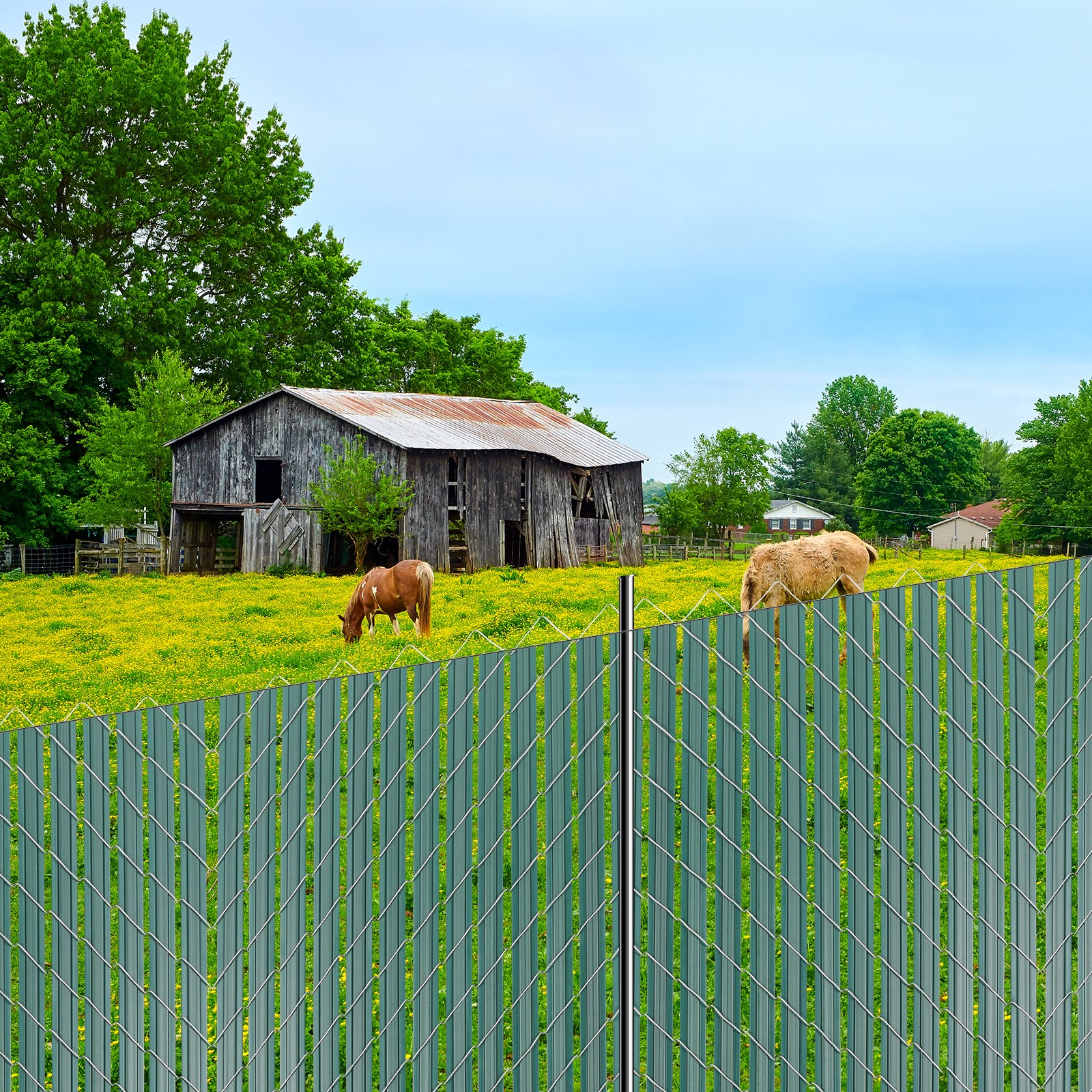 VEVOR privacy screen slats 1130 mm, double-walled vertical slats with ground locking mechanism and wings for chain link fences, HDPE chain link slats, ideal for garden and farm (green)