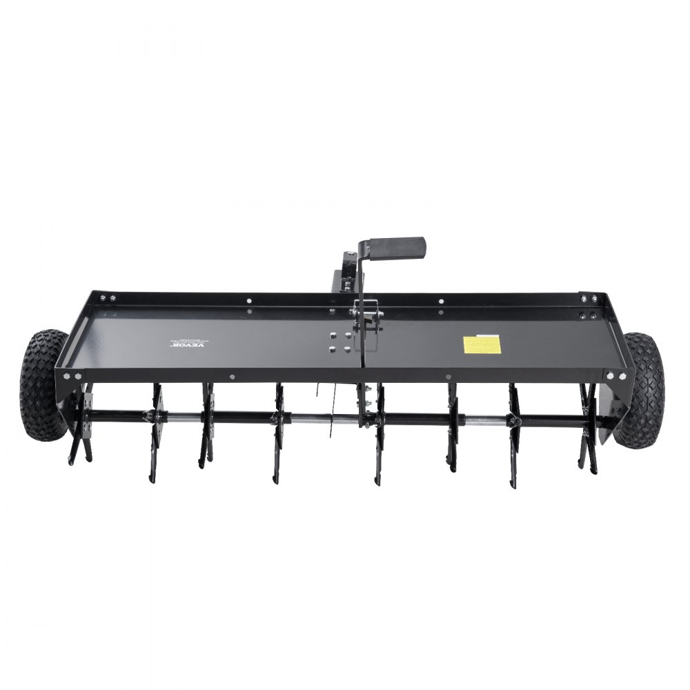 VEVOR Aerifizierer, 1500x980x885 mm, Rasenbelüfter zum Hinterherziehen mit Universalkupplung, Aufsitzmäher mit abwechselnd angeordneten Eisenspikes, Rasenlüfter für Gärten, Rasenflächen, Bauernhöfe