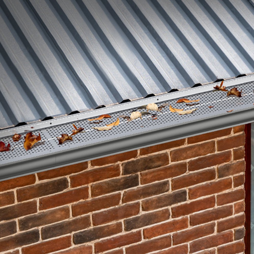 VEVOR gutter guards, 152 mm wide, aluminum leaf filters, DIY gutter cover, 26 pieces, 264 cm total length, 4 mm hole diameter and 0.5 mm thick. Raptor gutter guards
