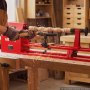 VEVOR Drechselbank 355 x 1016 mm 1/2 PS Tischdrehbank mit 4 Drehzahlstufen für Tischbeine Spazierstöcke und Große Holzwerkstücke, mit Thermoschutz, Robustem Metallrahmen sowie Werkzeug- und Zubehörset