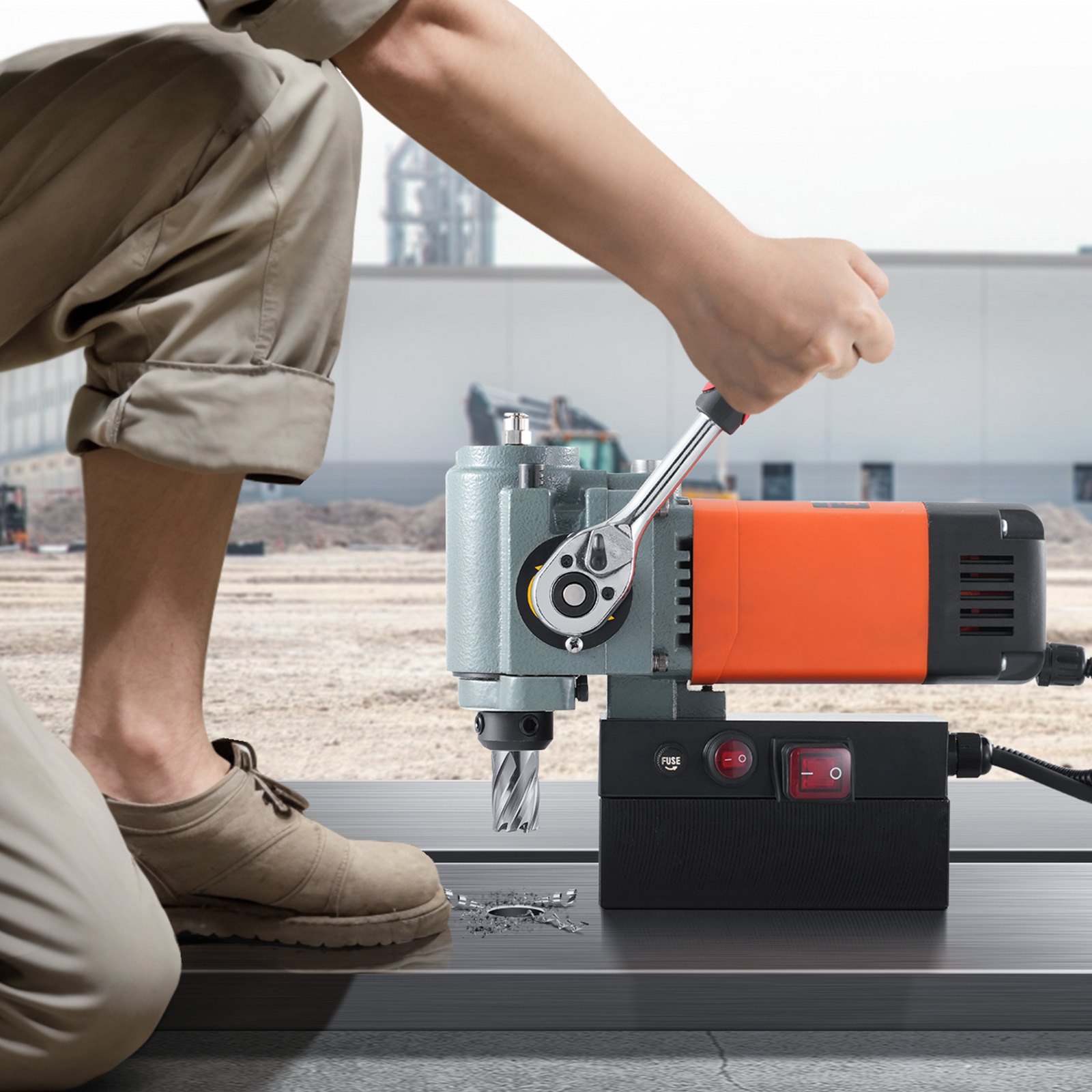 VEVOR Magnetbohrmaschine, Kernbohrmaschine 1300 W, flache tragbare Magnetbohrmaschine mit Kühlvorrichtung und Überlastschutz, Magnetpresse für Geräteinstallation, Industrie, Metallbearbeitung, Orange