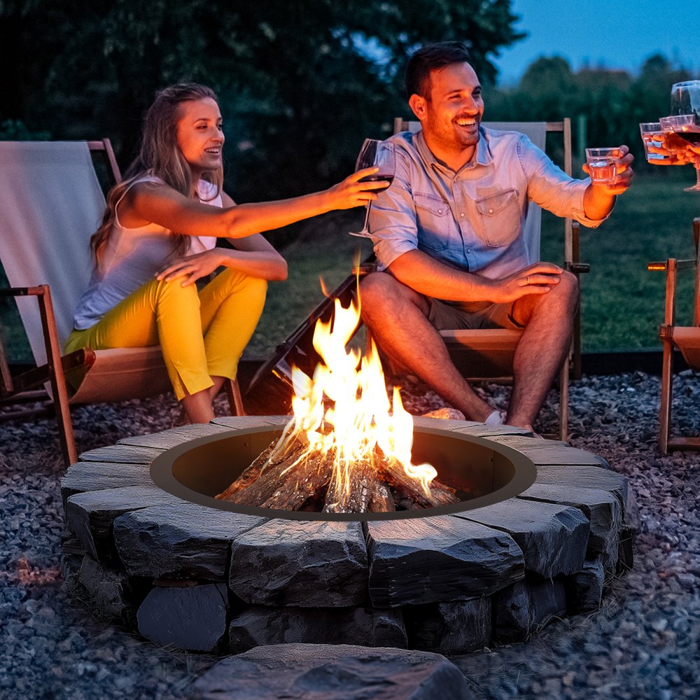 VEVOR Feuerstellenring, 35 Zoll Außendurchmesser/31 Zoll Innendurchmesser, 10 Zoll hohe Feuerstelleneinlage, robuste Karbonstahl-Auskleidung, DIY-Lagerfeuerring über oder im Boden, für Outdoor-Camping, Lagerfeuer