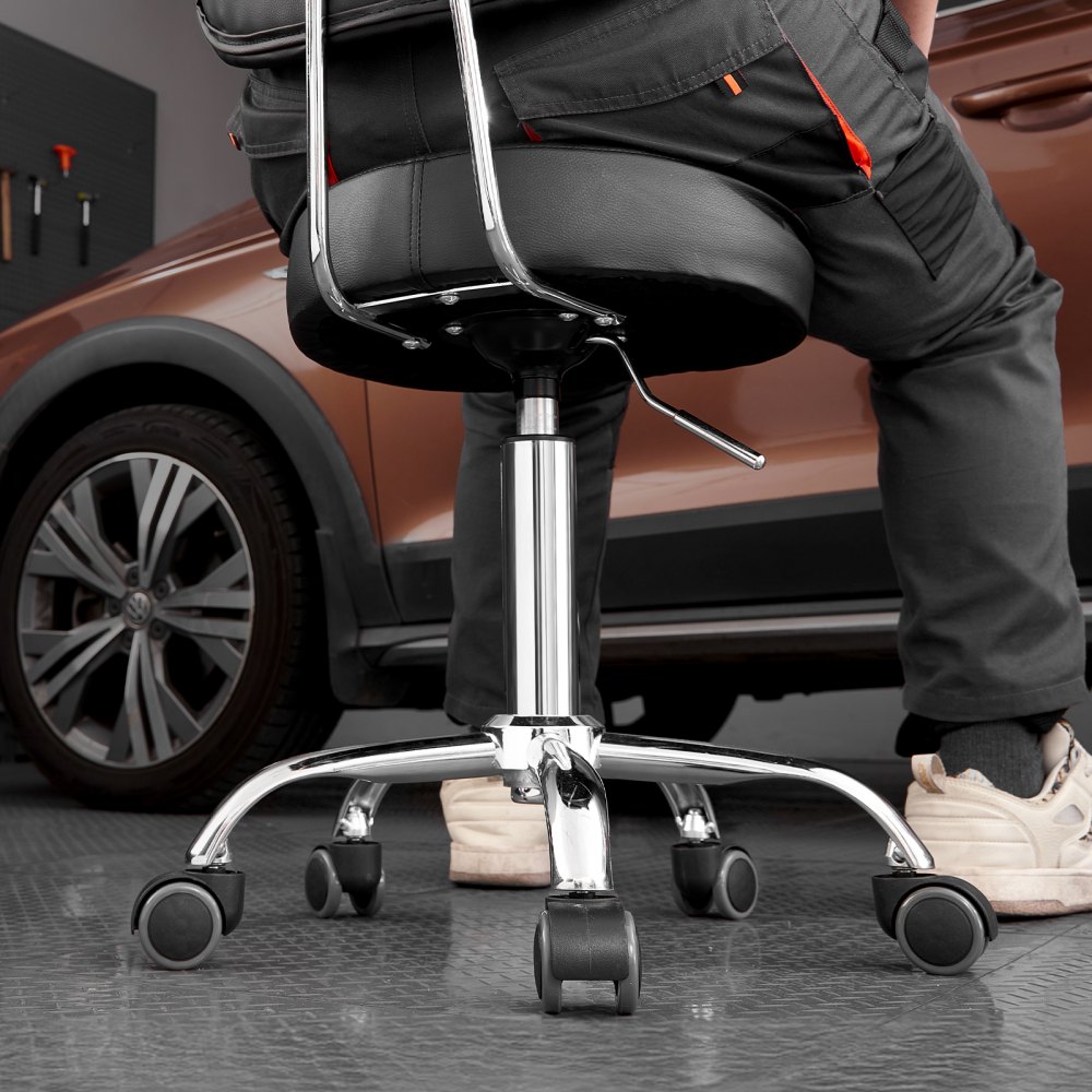 VEVOR Taburete de Taller con Respaldo y Ruedas Asiento de Garaje Carga de 136 kg Taburete de Trabajo Ajustable Acolchado Giratorio de 360° para Garaje, Taller, Reparación de Automóviles, Negro