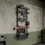 VEVOR Soporte de Montaje en Pared para Armas de Fuego, Capacidad de 5 Escopetas, con Estante Superior Portacargador Panel MOLLE Ganchos Adicionales, Acero al Carbono, para Herramientas Garaje Taller
