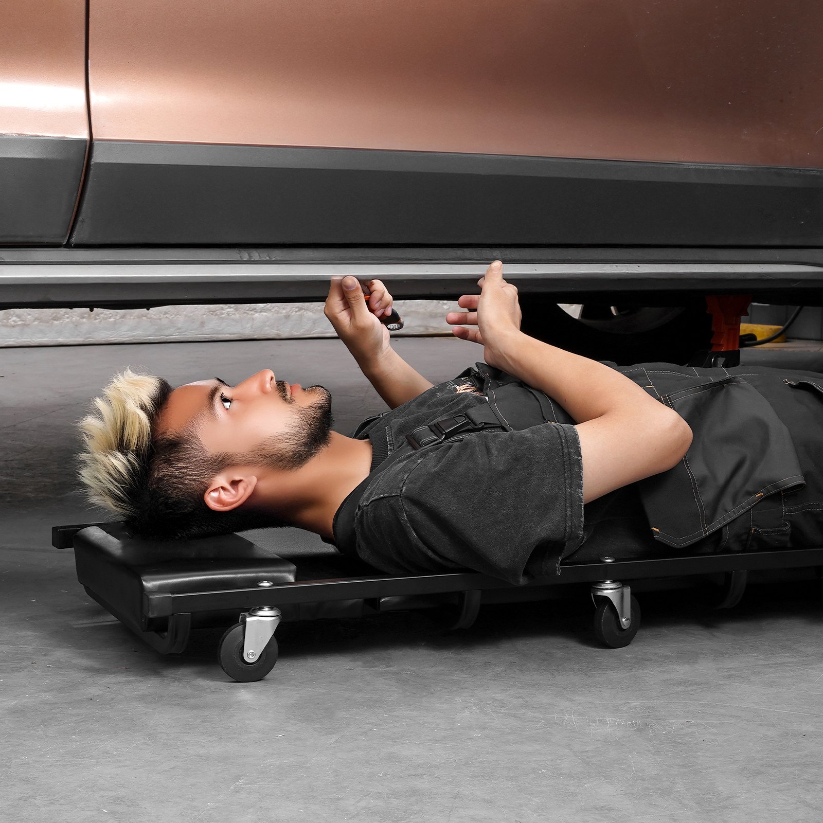 Camilla de garaje mecánica VEVOR, 1016 mm, capacidad de 136,1 kg, camilla rodante automotriz con 6 ruedas, reposacabezas acolchado ajustable, marco de acero resistente, perfil bajo para garajes, talleres de reparación y bricolaje