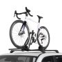 VEVOR Portabicicletas Vertical de Techo con Sistema de Bloqueo Seguro a la Mayoría de las Barras Transversales Estándar, Carga 15 kg, para 1 Bicicleta de Coche o SUV, a Rueda 508 a 737 mm, Negro