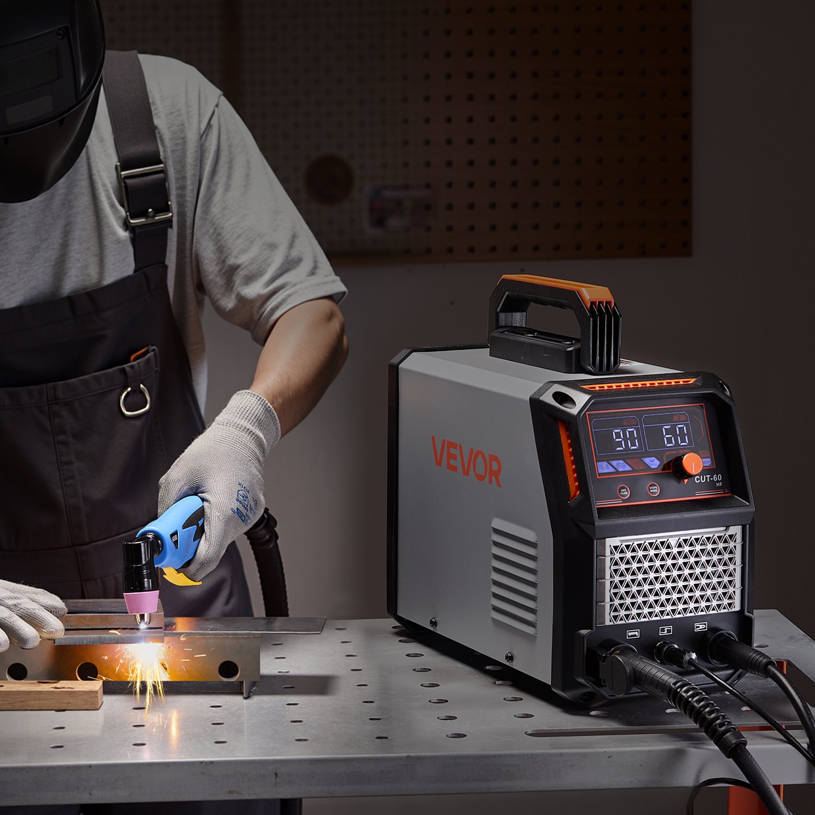 VEVOR Cortadora de Plasma 60 A Máquina de Corte por Plasma con Inversor IGBT, Pantalla Digital, Función 2T/4T y Tiempo PA/PT Ajustable para Reparaciones Domésticas, Alimentación Trifásica de 400 V