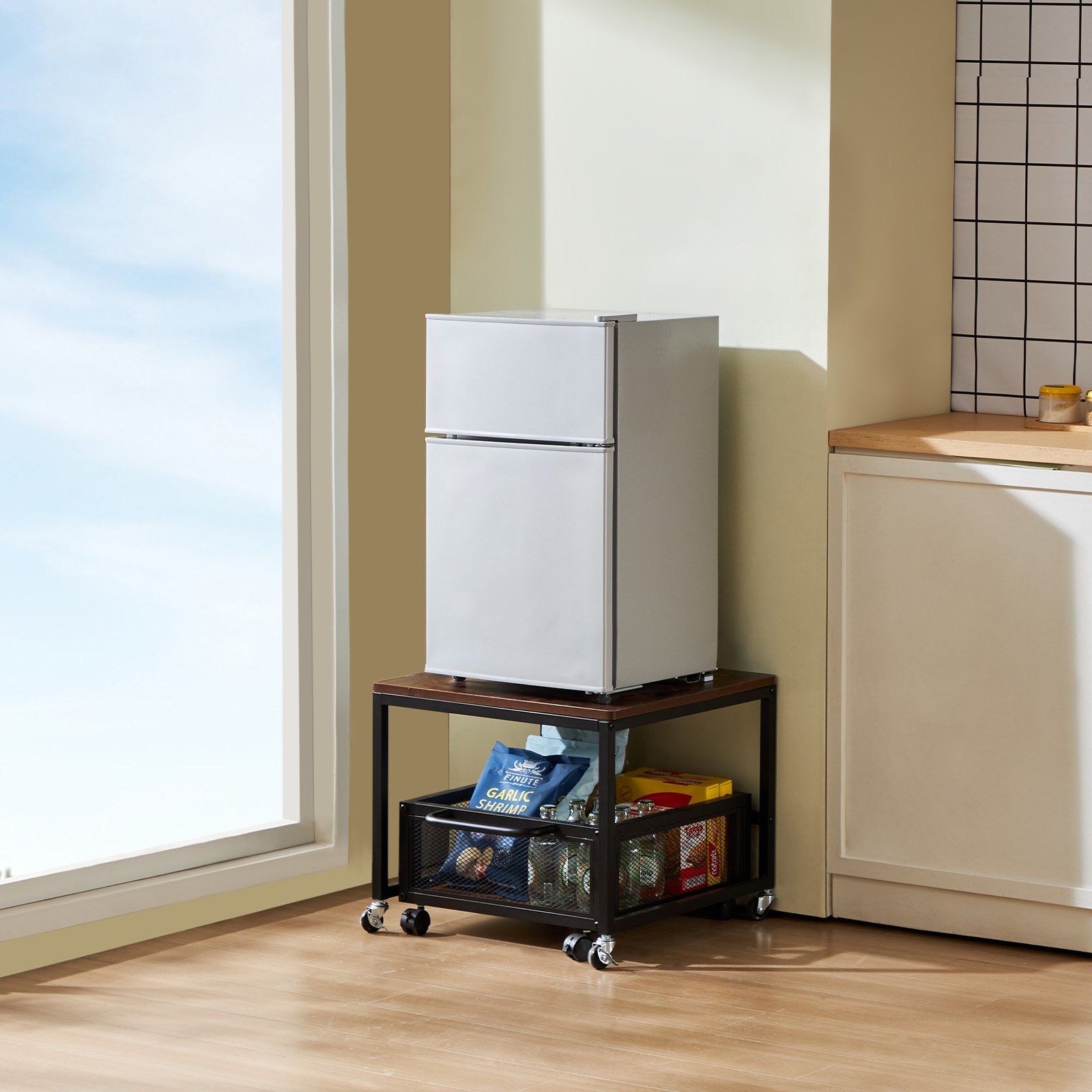 VEVOR Mini Refrigerador con Soporte de Almacenamiento, con Carrito de Almacenamiento Móvil y Ruedas Giratorias, para Cafetería, Robusto, para Dormitorio en Casa, Marrón Oscuro, 500 x 500 x 430 mm