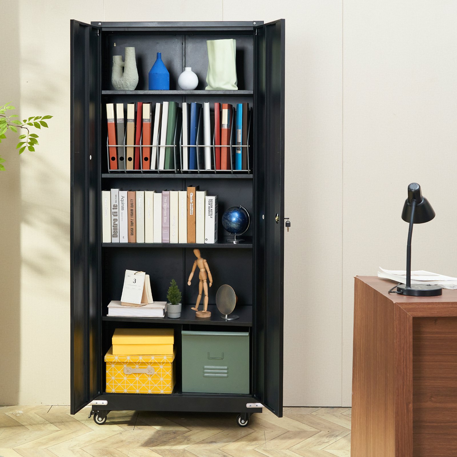 VEVOR Gabinete de metal con ruedas, gabinete con cerradura de 190,5 cm con 4 estantes ajustables y 2 puertas magnéticas, capacidad de 90,7 kg por estante, gabinete de metal con 3 llaves, negro