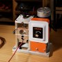 VEVOR Peladora de Cables Eléctrica, Motorizada y Automática con Cuchillas, Rodillos en Forma de V y Ventilador Diámetro de Cable Pelado Aplicable de 1,5-40 mm para Reciclaje de Chatarra de Cobre
