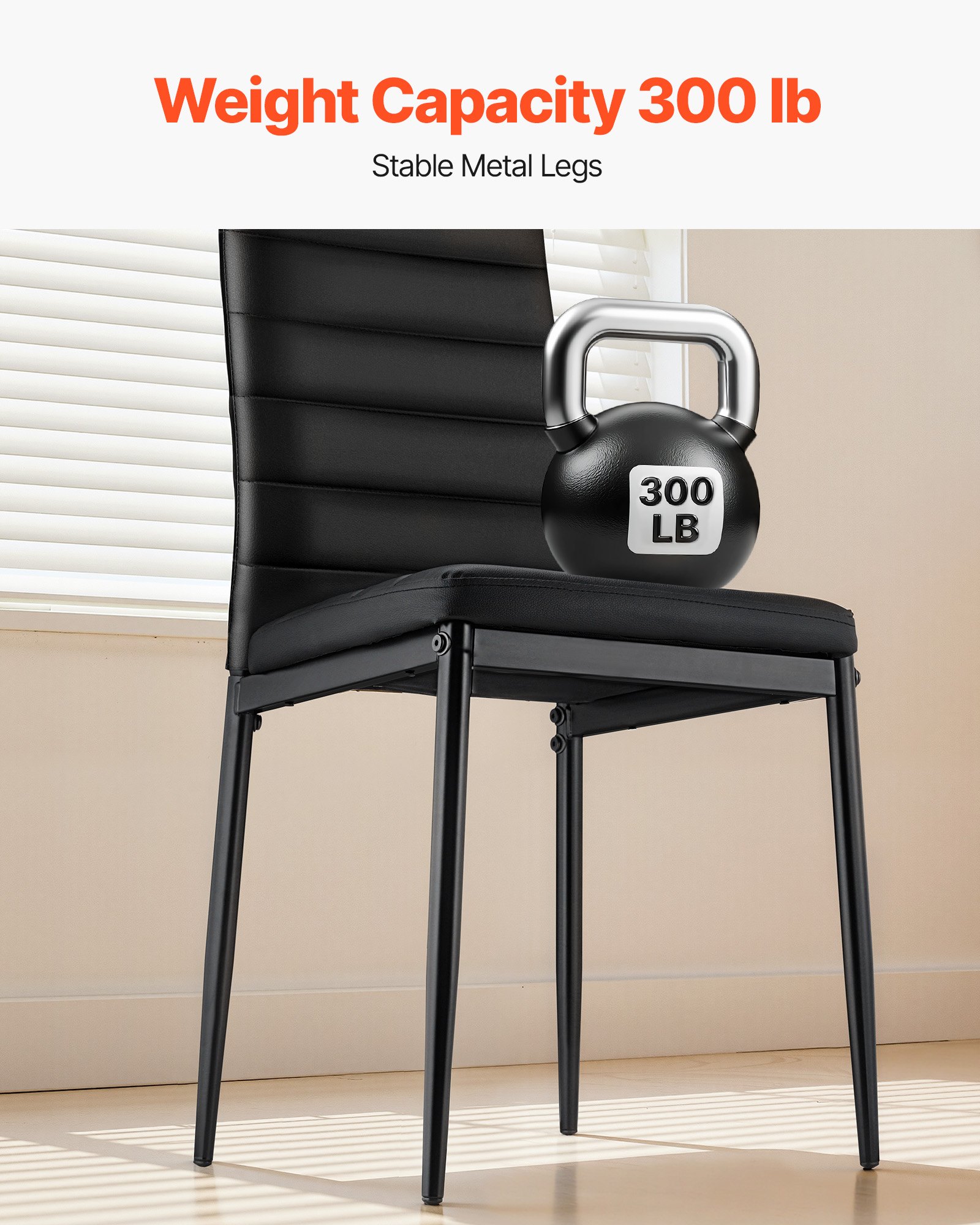 VEVOR Juego de 4 Sillas de Comedor Modernas con Acentos, Tapizadas en Cuero, para Mesa de Comedor, Ahorra Espacio, con Cojines Gruesos y Patas de Metal, Negro, 465 x 405 x 970 mm, Carga 136 kg