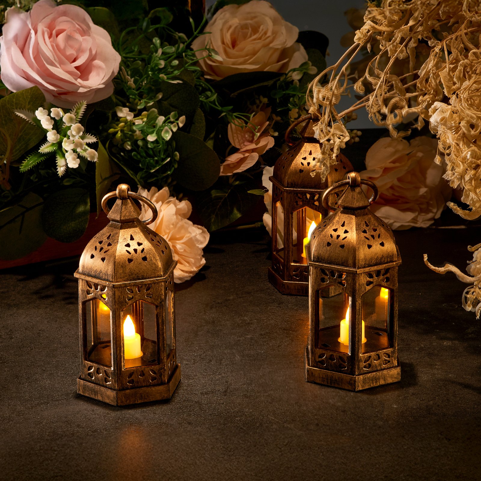 VEVOR Faroles Decorativos para Velas, Velas LED Eléctricas sin Llama, Soporte de Plástico con Cristal, en la Pared, para Porches, Mesas de Boda, Fiestas, Color Bronce, 65 x 65 x 128 mm, 12 uds