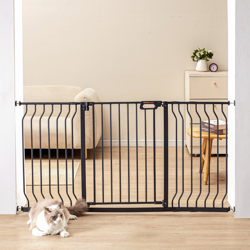 Puerta para bebés VEVOR, puerta de seguridad de metal negra con barras verticales y sistema de cierre seguro.
