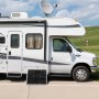 VEVOR Cargador Batería Solar 50 W, Células Monocristalinas, Controlador MPPT Externo, IP65 Resistente al Agua, para Coches, Barcos, Autocaravanas, Remolques y Techos Planos, Soporte No Incluido