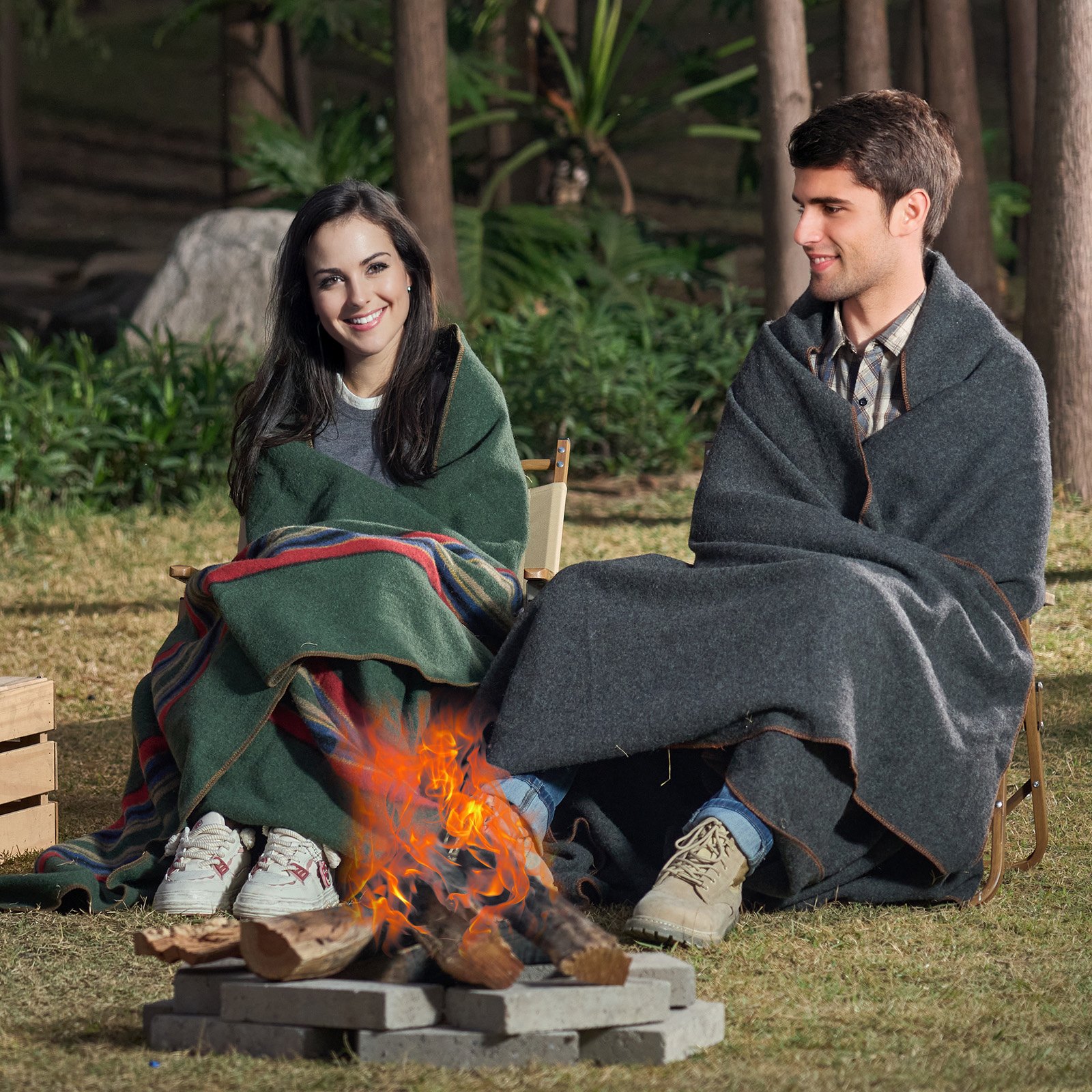 VEVOR Camping Blanket 1.62x2.23m, Wool Blanket, Large Warm Stadium Blanket, Waterproof and Windproof, Flame Retardant, Ideal for Outdoors, Picnics, Hiking, Sporting Events, Travel, (80% Wool), Light Grey