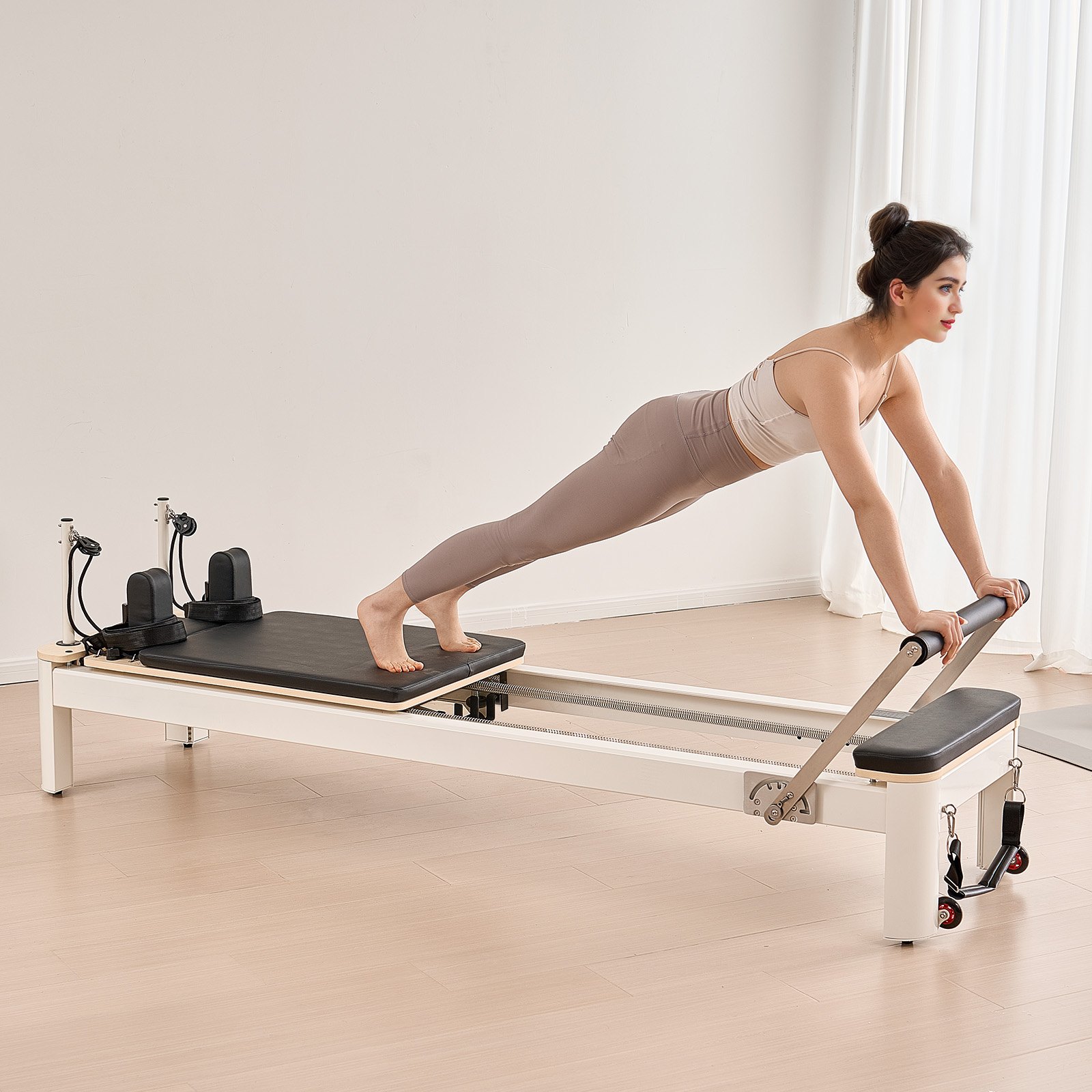 VEVOR Reformer de Pilates de Aleación de Aluminio Máquina de Pilates para Gimnasio con Cajón para Sentarse Equipo de Pilates Doble Resistencia Resorte y Cuerda Reformador Hasta 181,4kg, 245x71x93 cm