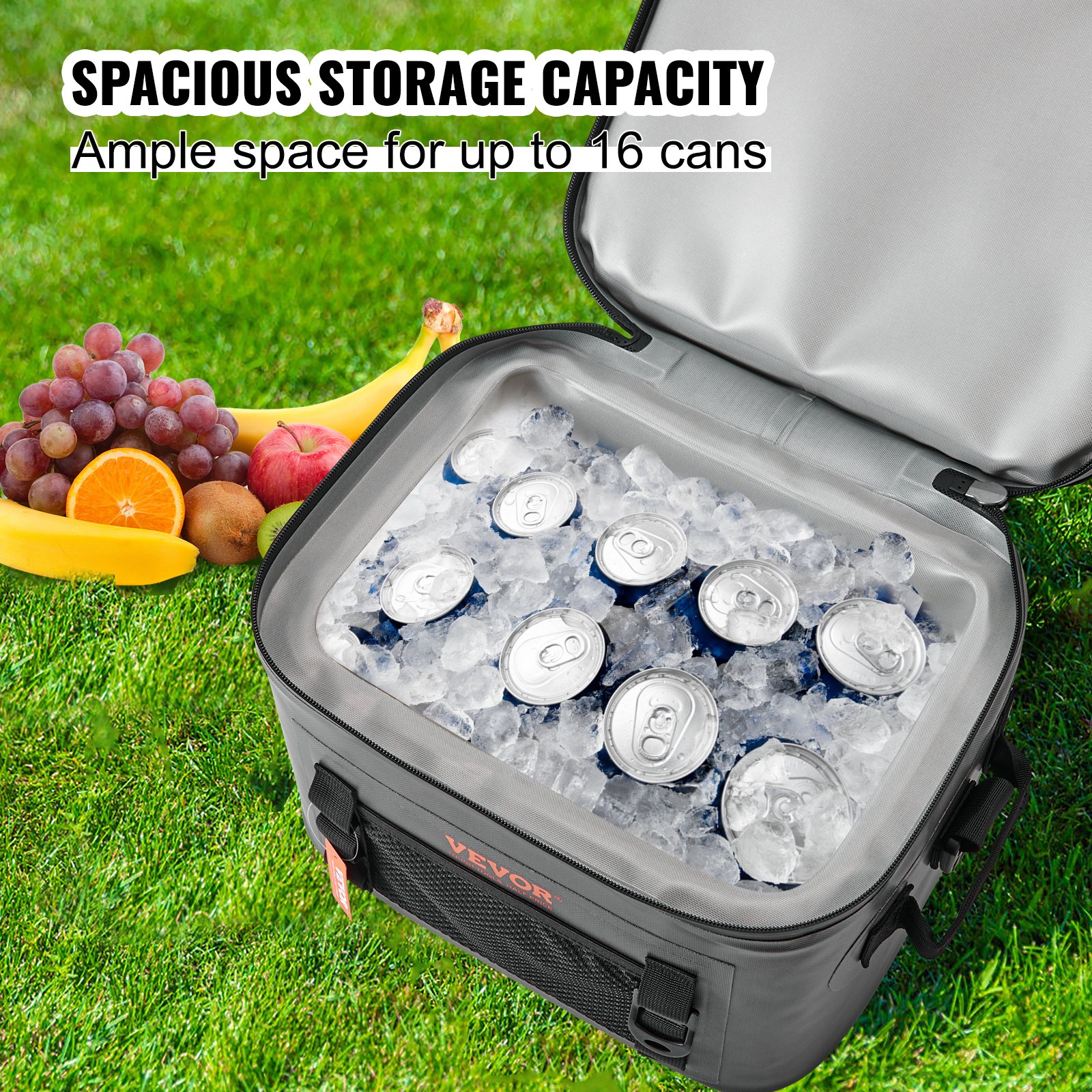 Bolsa térmica suave VEVOR sobre césped, llena de hielo y latas, junto a frutas resaltando su espaciosa capacidad.