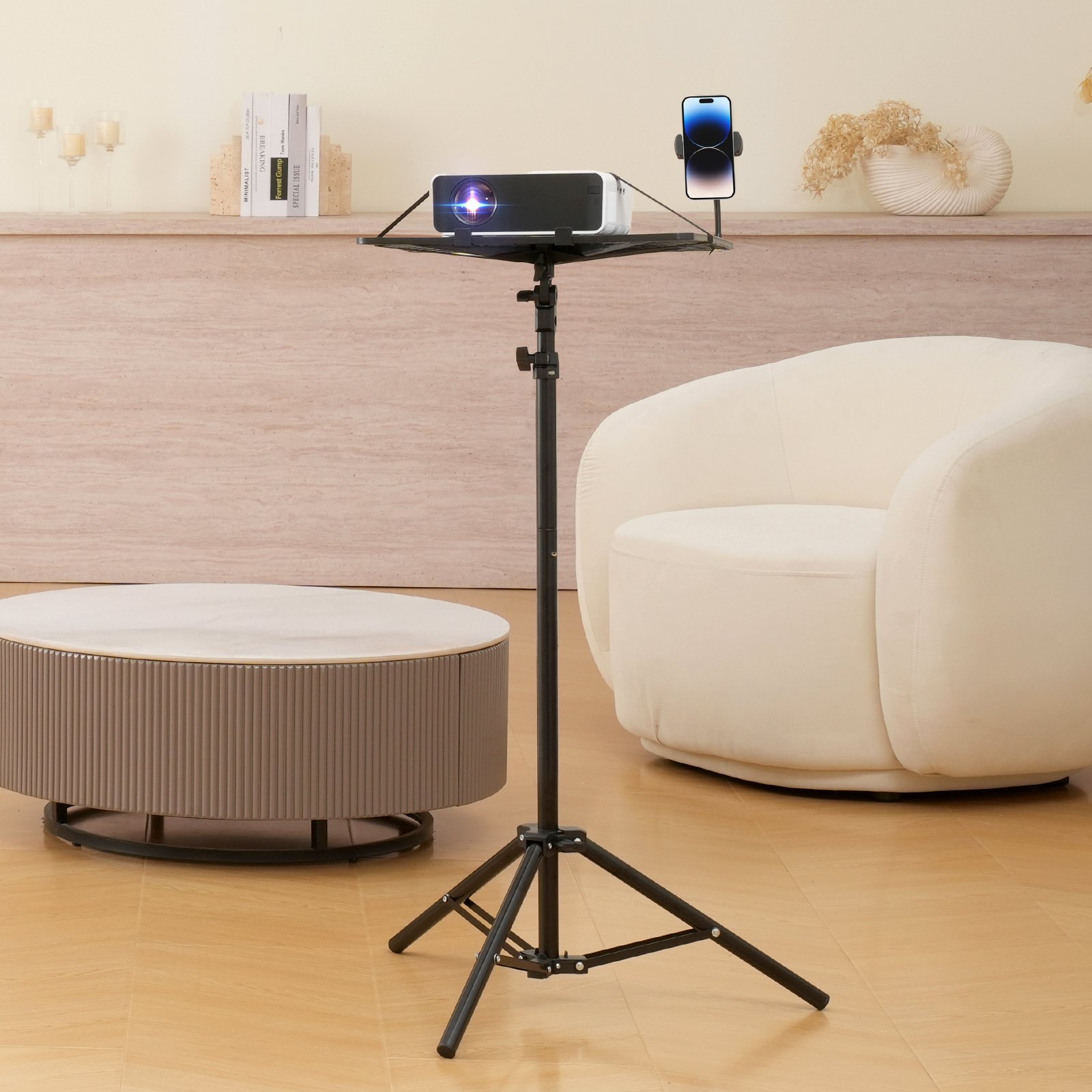 VEVOR Soporte para Proyector, Trípode para Computadora Portátil con Bandeja y Soporte para Teléfono con Cuello de Cisne Altura Ajustable de 685-1600 mm para Películas al Aire Libre, Hogar, Oficina