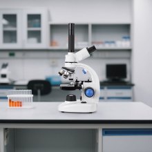 VEVOR Microscopio Compuesto con Aumento de 40-5000X Kit de Microscopio Trinocular Cuerpo de Aleación de Aluminio con Luz LED, Soporte para Teléfono Móvil, para Estudiantes, Laboratorio, Escuela