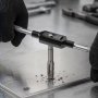 VEVOR Juego de Machos y Terrajas de Roscar 51 Piezas en Tamaño SAE 1/4-1 pulgadas Rosca Fina y Gruesa, Acero con Recubrimiento de Titanio Incluye Estuche Calibre Llave para Reparación, Corte de Roscas