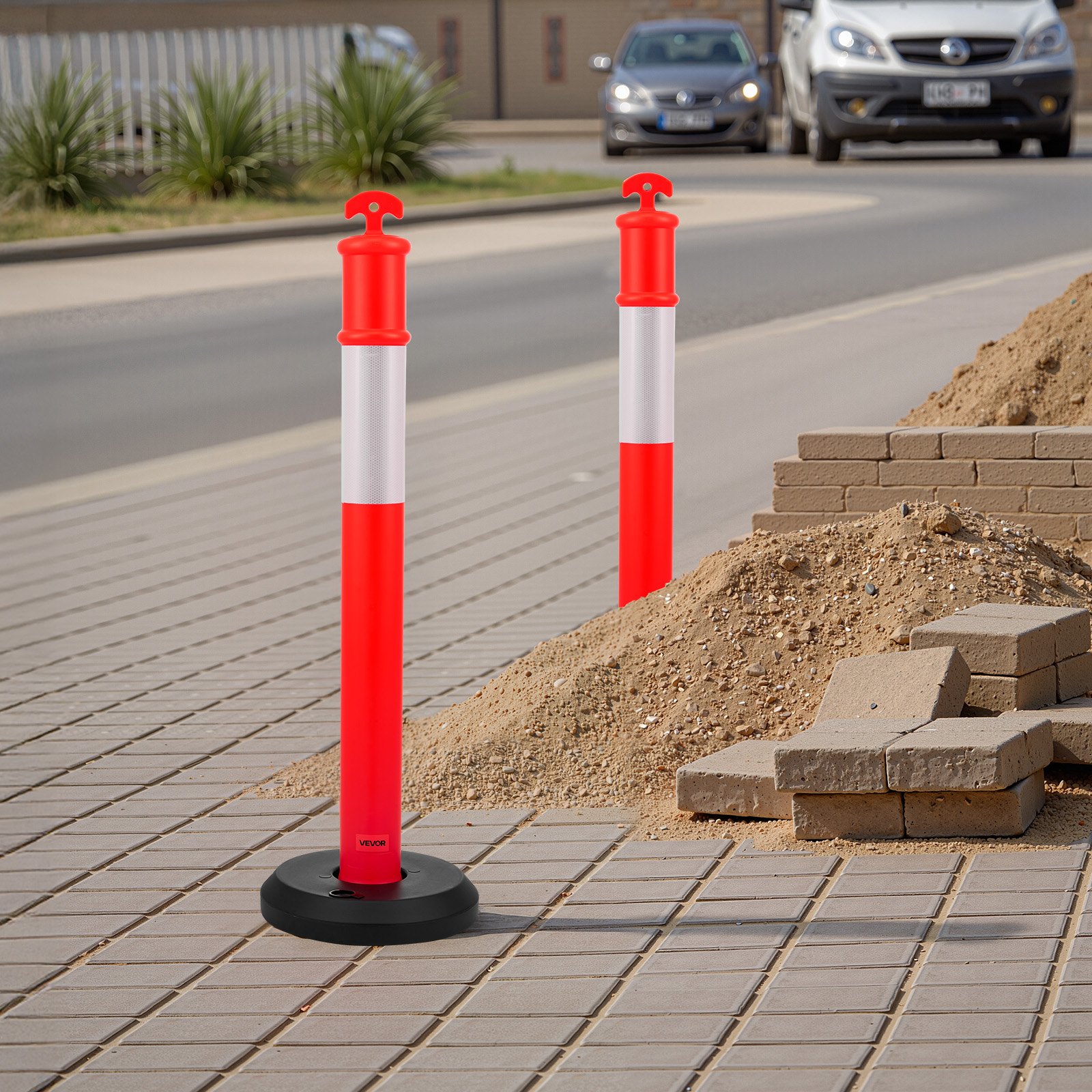 VEVOR Postes de Tráfico 9 Piezas Bolardo de Tráfico 1140 mm con Base Rellenable y Banda Reflectante Postes de Barrera para Estacionamiento, Garajes, Estadios Deportivos, Lugares de Exhibición, Rojo