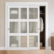 VEVOR Puerta Corrediza de Armario, para Huecos de 1829 x 2032 mm, Puerta Doble de 3 Paneles de Vidrio Esmerilado con Kit de Herrajes, Madera Maciza y MDF, Superficie de PVC Impermeable, Blanco