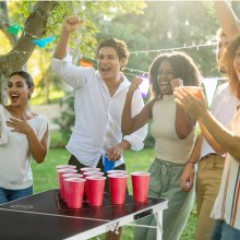 VEVOR Mesa de Juego de Beer Pong 2,4 m Portátil Asa de Transporte para Fiestas