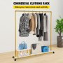 Perchero VEVOR para ropa que muestra abrigos, zapatos, bolsos y una disposición ordenada, mejorando la organización de la habitación.