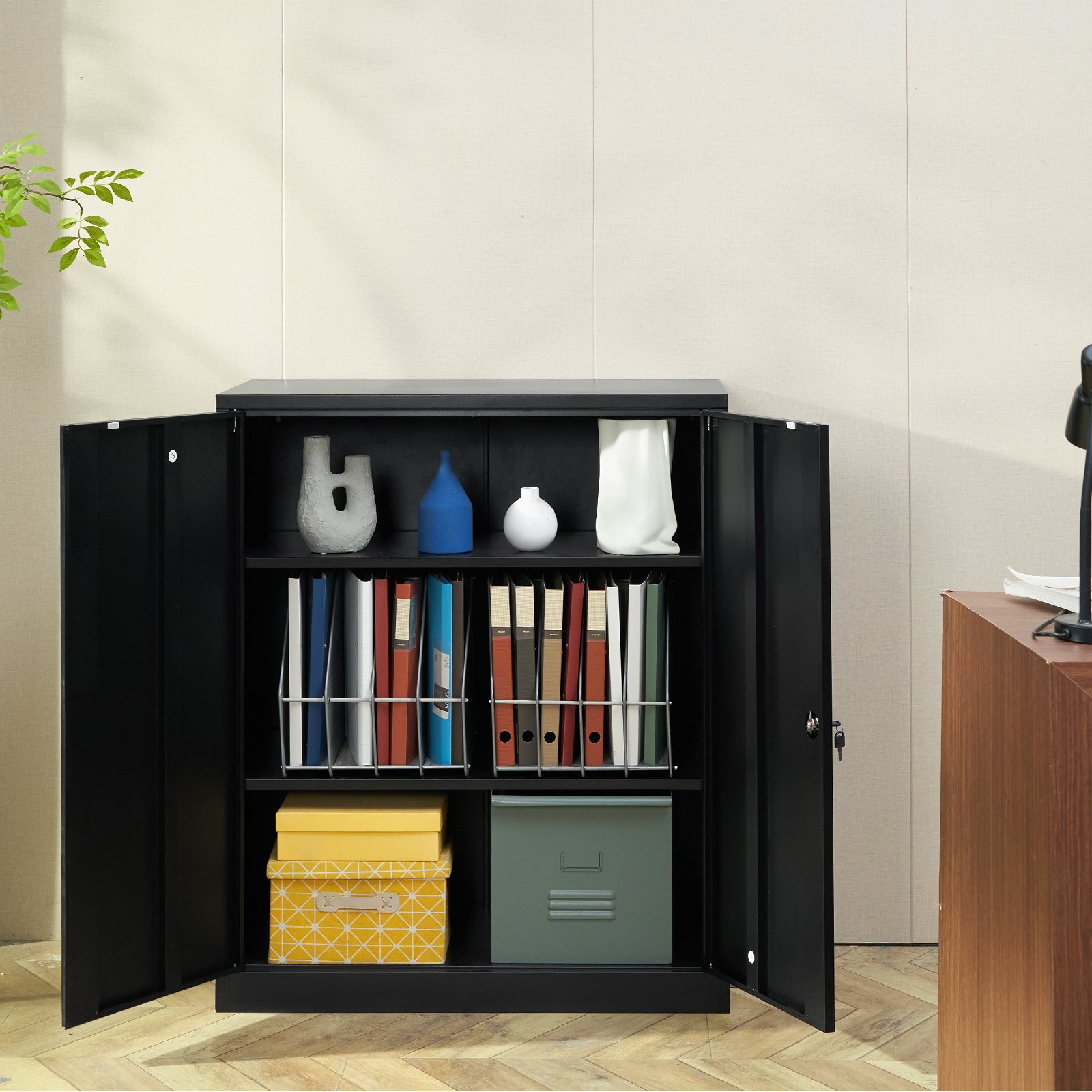 VEVOR Gabinete de metal con 2 puertas magnéticas y 4 estantes ajustables, capacidad de 200 libras por estante, gabinete de almacenamiento de acero con cerradura 42 pulgadas con 3 llaves, para garaje