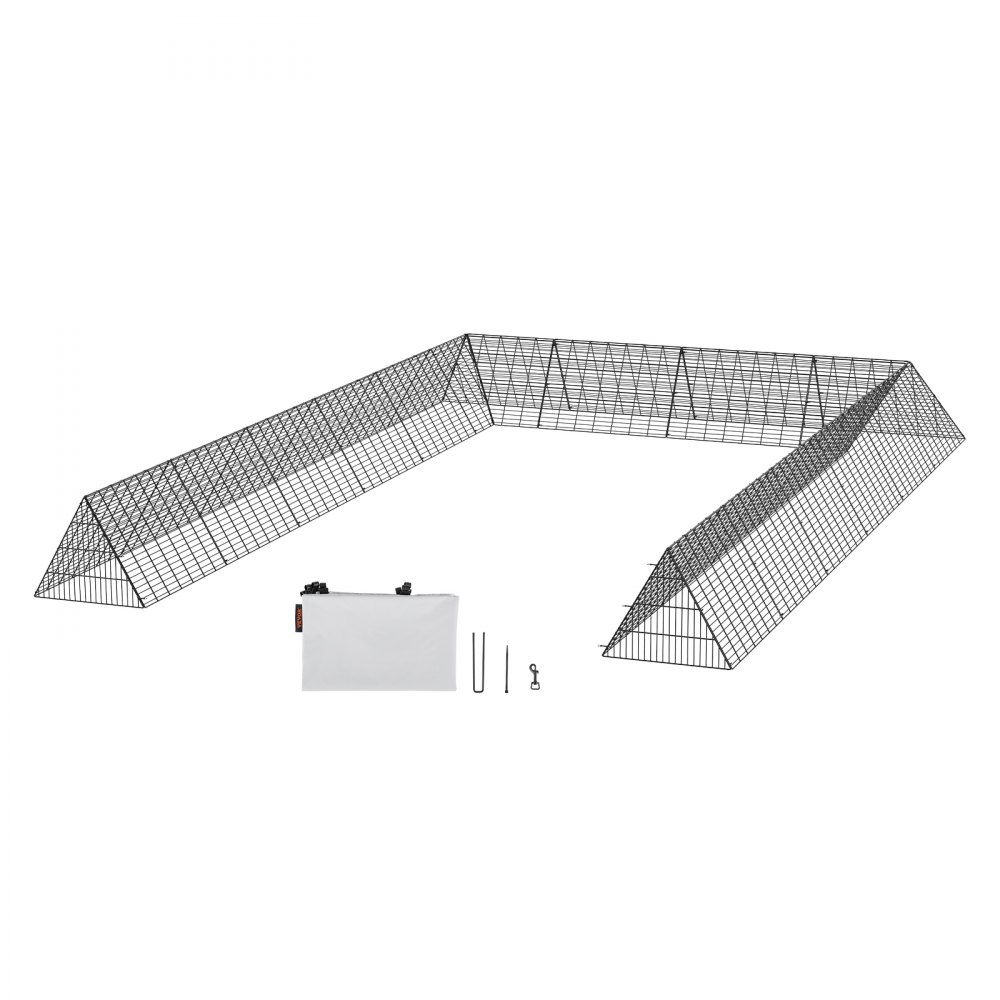 Ensemble de tunnels pour poulets VEVOR avec structures en treillis métallique et kit d'accessoires sur fond blanc.