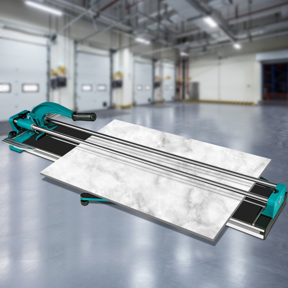 VEVOR Tagliapiastrelle Manuale, Massima Lunghezza 1000mm Tagliapiastrelle Manuale Strumenti di Taglio in Alluminio, è Ideale per Tagliare Tutti I Tipi di Piastrelle, Comprese Piastrelle in Ceramica