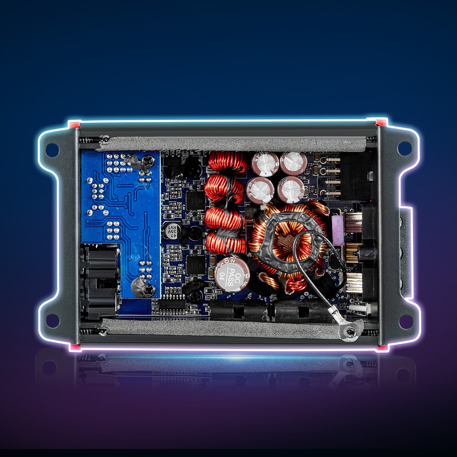 VEVOR Amplificatore Audio Multicanale per Auto a 4 Canali, Amplificatore a Ponte di Classe D max. 4x120 W a 4 Ohm/4x200 W a 2 Ohm Tensione Nominale 14,4 V CC Larghezza Banda 10 Hz–30 kHz per Auto SUV