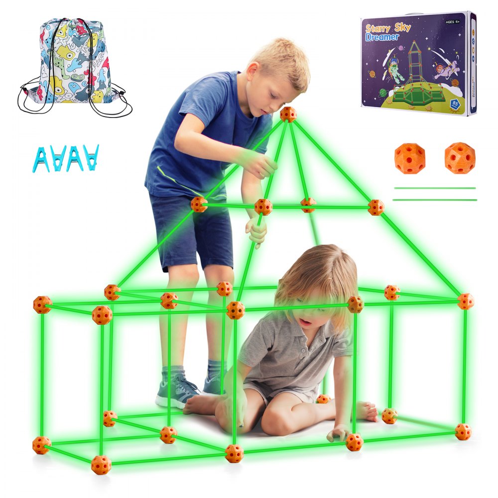 bambini che costruiscono un kit per costruire una tenda-fortezza VEVOR, con una borsa per il trasporto e una scatola di imballaggio colorata sullo sfondo.