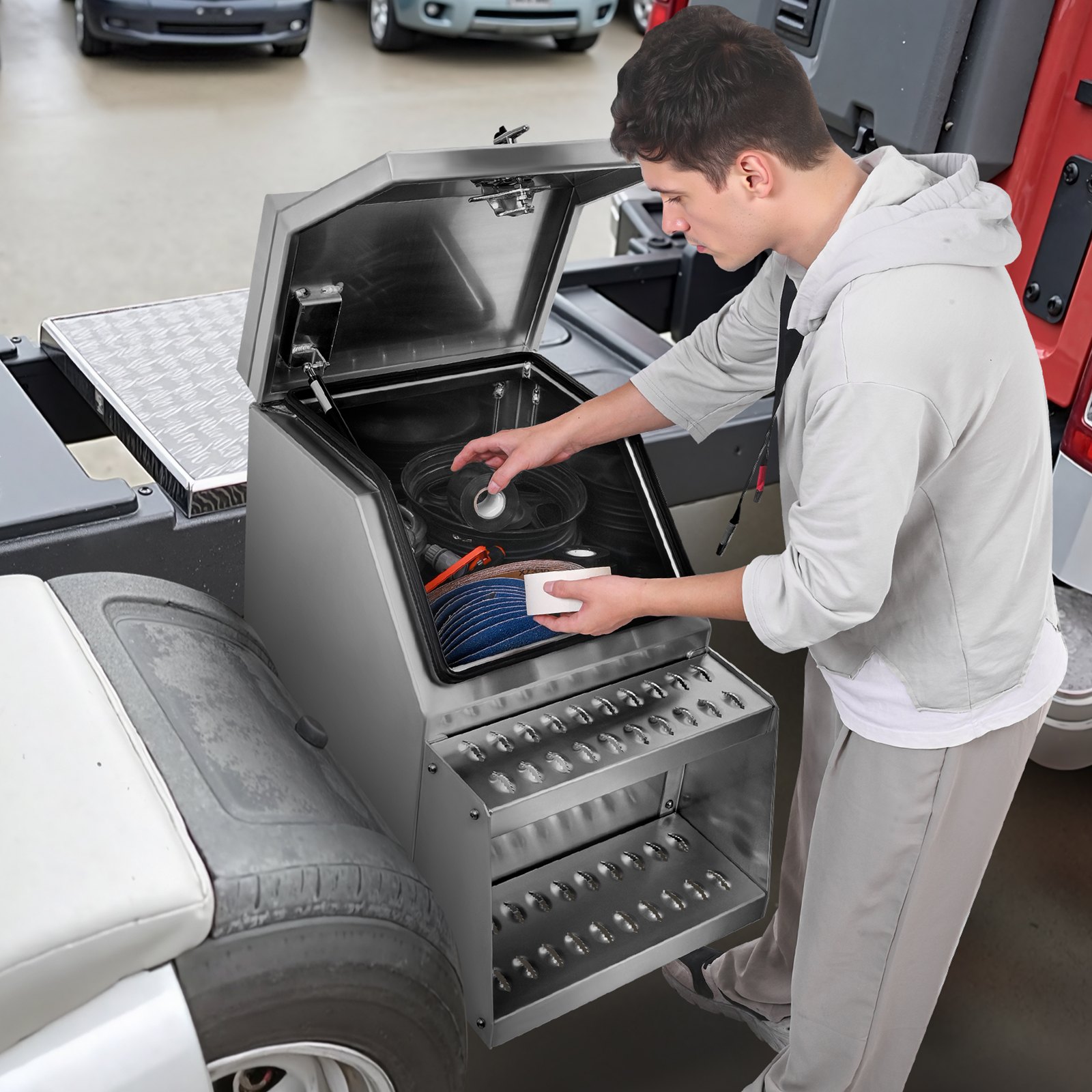 VEVOR Cassetta Portautensili a Scala per Camion, 457 x 695 x 645 mm in Alluminio, Montaggio Laterale, Cassetta Impermeabile con Maniglia a T e Chiavi per Semirimorchi, Rimorchi a Pianale