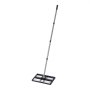 VEVOR Livellatore con Rullo per Prato, Rastrello Livellatore in Acciaio Inox 43 x 25 cm con Manico Regolabile, per Ordine e Livellamento di Terreni Fattorie Compost Prati Giardini e Campi da Golf