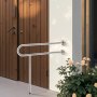 VEVOR Corrimano di Sicurezza per WC, Carico di 136 kg Barra di Sostegno per Disabili a Forma di U da 800 mm Asta di Sicurezza per Anziani in Acciaio Inox, con Maniglia Antiscivolo, Gamba di Supporto